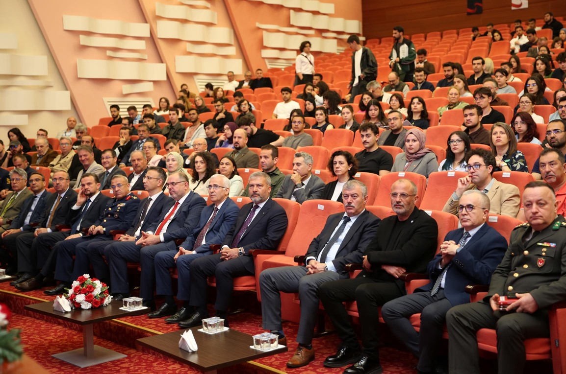 Eskişehir Sempozyumu Üniversitemizde Devam ediyor